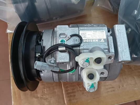 Bom preço. Compressor de Ar Condicionado Automotivo para Caminhão Betoneira Isuzu B220203000007 10S15C DC24V on-line