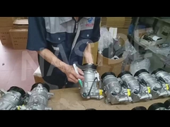 自動車用エアコンコンプレッサー